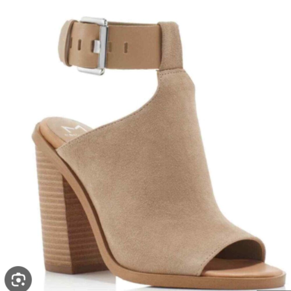 Marc Fisher MLVashi Ankle Strap Sandals in Beige, Size 8M